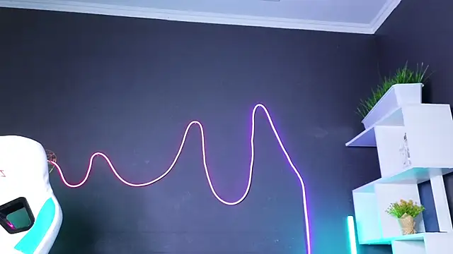 LitaBrom online show from December 2024 04:23:02 AM