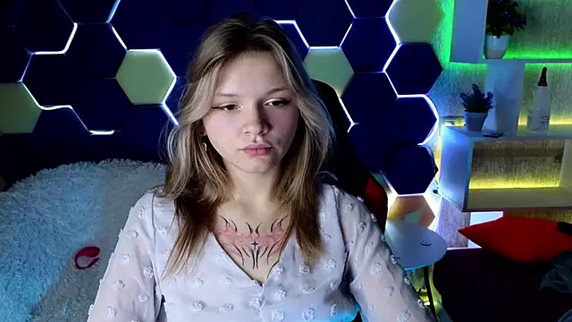 LitaBrom online show from December 2024 05:21:01 AM