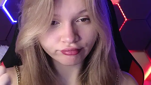 LitaBrom online show from January 2025 01:27:01 AM