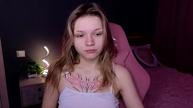 LitaBrom online show from February 2025 01:04:01 AM