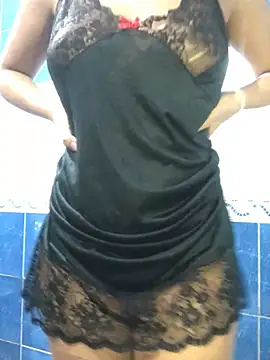 Snapshot of Moroccan_bitch chatting on December 2024 07:31:02 PM Moroccan bitch online show from December 2024 07:31:02 PM