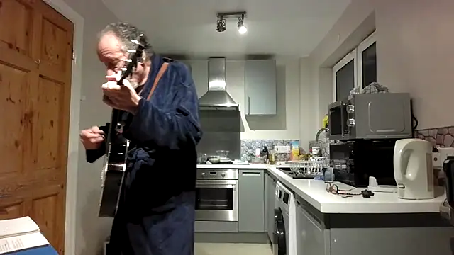 jimmybenido online show from February 2026 05:39:02 PM