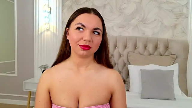 Snapshot of CamillaLarson chatting on April 2026 03:10:01 AM CamillaLarson online show from April 2026 03:10:01 AM