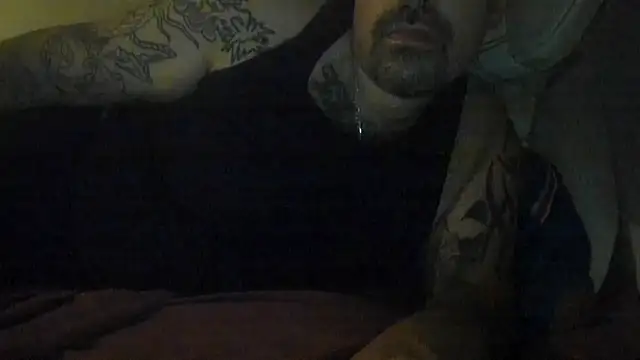 chubbycloudybottom online show from October 2025 02:45:01 AM