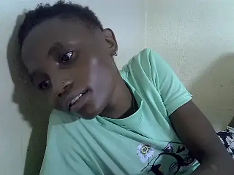 Snapshot of SexyNeedle22 chatting on February 2025 06:41:02 PM SexyNeedle22 online show from February 2025 06:41:02 PM