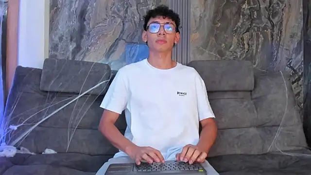 Daviid laidd online show from October 2025 09:22:01 PM