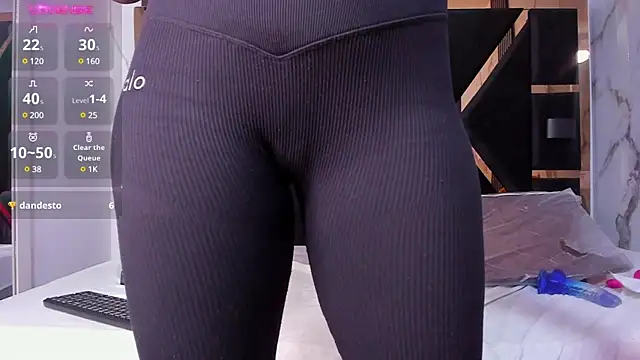 sweetebonny1 online show from December 2024 02:24:02 PM