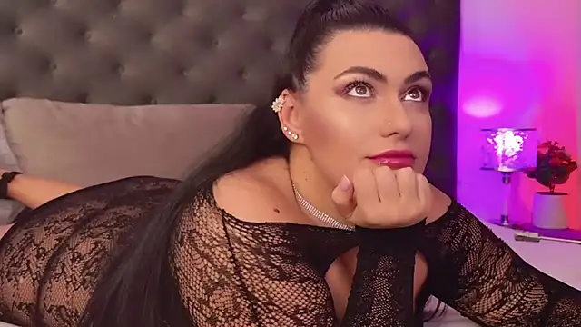 Snapshot of KrisNoir chatting on November 2025 11:29:01 AM KrisNoir online show from November 2025 11:29:01 AM