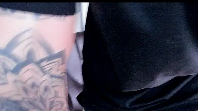 Cristian Walker online show from February 2026 12:15:02 AM