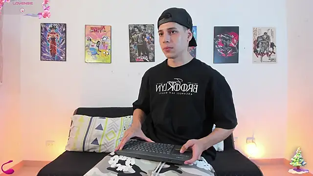 jonathanjoestar  online show from December 2025 11:50:01 AM