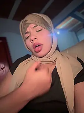 lalilamassu1 online show from February 2026 04:27:02 PM