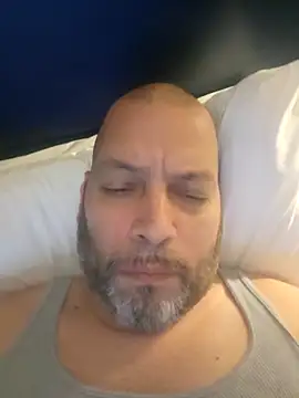 Just2much online show from April 2026 06:18:02 AM