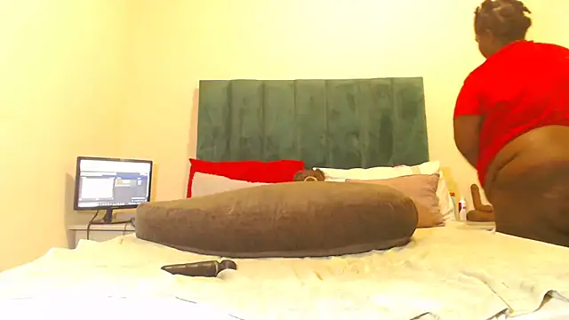 sexybigasss online show from February 2026 10:37:02 AM