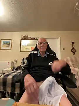 cutaboverest online show from February 2026 06:16:01 PM