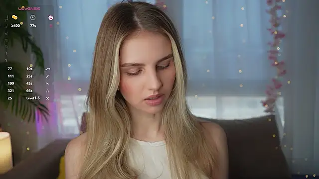 Fluffy-Angel online show from December 2024 08:44:02 AM