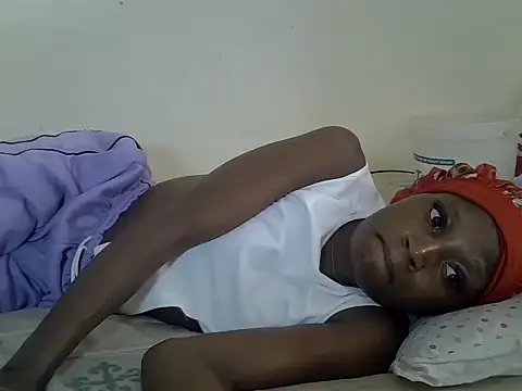 Snapshot of SpicyPetite chatting on June 2026 08:26:02 AM SpicyPetite online show from June 2026 08:26:02 AM