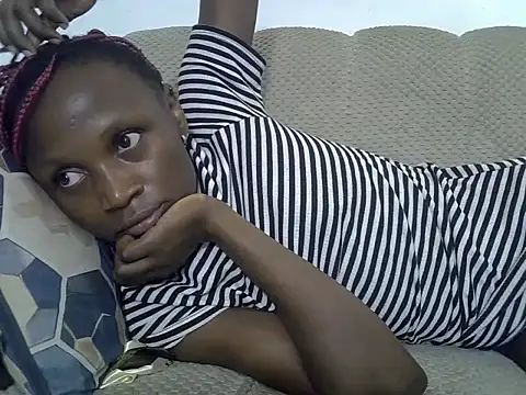 Snapshot of SpicyPetite chatting on July 2026 04:33:02 AM SpicyPetite online show from July 2026 04:33:02 AM