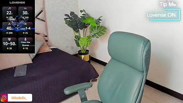 mike belle online show from September 2025 07:48:02 PM