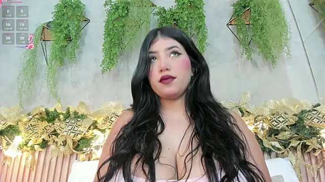 Snapshot of Lana_Lann chatting on December 2024 12:12:01 PM Lana Lann online show from December 2024 12:12:01 PM