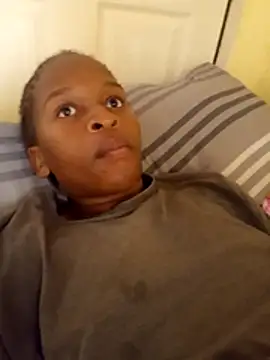 Snapshot of Nomawethu2002 chatting on November 2025 06:38:02 AM Nomawethu2002 online show from November 2025 06:38:02 AM