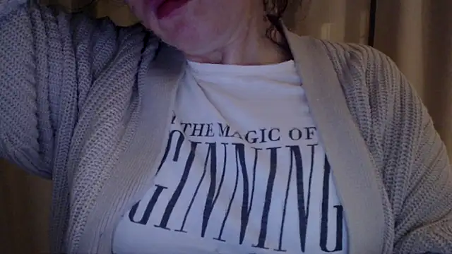 Sandysecret online show from November 2025 08:42:02 PM