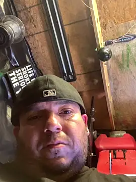 Snapshot of valleyoneofakind chatting on March 2026 07:40:01 PM valleyoneofakind online show from March 2026 07:40:01 PM