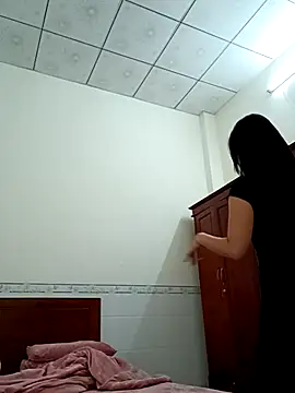    Erin    online show from March 2026 02:27:01 AM