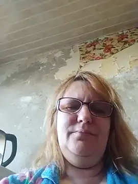 Forest-Lady online show from April 2026 02:54:01 PM