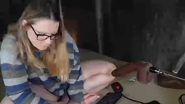 Snapshot of little_princess92 chatting on February 2025 10:23:02 AM little princess92 online show from February 2025 10:23:02 AM