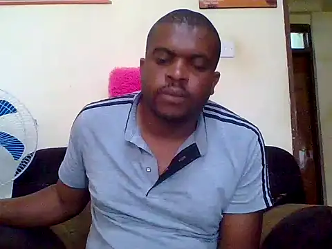 Snapshot of lui_cuuty chatting on September 2025 06:37:01 AM lui cuuty online show from September 2025 06:37:01 AM