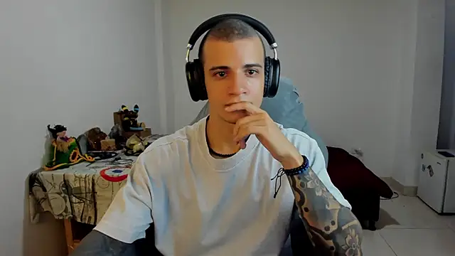 Balo lovers online show from March 2025 06:19:02 PM