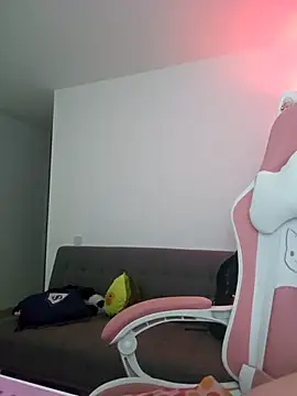 azumiichan online show from February 2026 01:04:01 AM