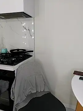 zarina3003 online show from December 2025 04:43:02 AM