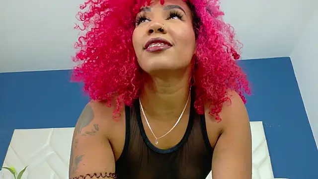 Snapshot of RubyRossel chatting on May 2026 12:33:02 PM RubyRossel online show from May 2026 12:33:02 PM