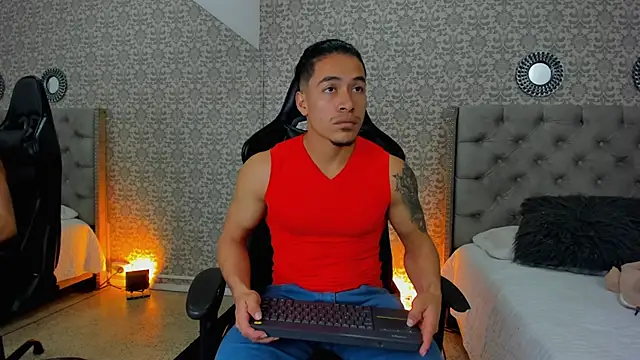 Snapshot of Bryson_Collins_ chatting on January 2025 11:21:02 AM Bryson Collins online show from January 2025 11:21:02 AM
