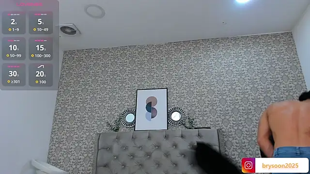 Snapshot of Bryson_Collins_ chatting on September 2025 11:16:01 PM Bryson Collins online show from September 2025 11:16:01 PM