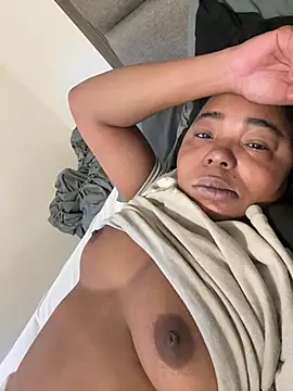 JCCaramelbarbie1 online show from January 2025 01:17:01 PM