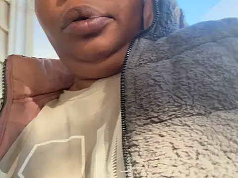 JCCaramelbarbie1 online show from January 2025 02:41:01 PM