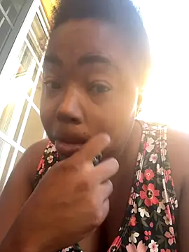 JCCaramelbarbie1 online show from October 2025 01:42:02 PM