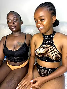 Snapshot of Doublefreaks chatting on October 2025 12:35:02 AM Doublefreaks online show from October 2025 12:35:02 AM