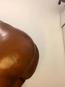 Snapshot of Africanbootie chatting on November 2025 06:19:02 AM Africanbootie online show from November 2025 06:19:02 AM