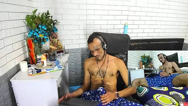 Snapshot of GeorgeZarrate chatting on July 2026 03:53:01 AM GeorgeZarrate online show from July 2026 03:53:01 AM