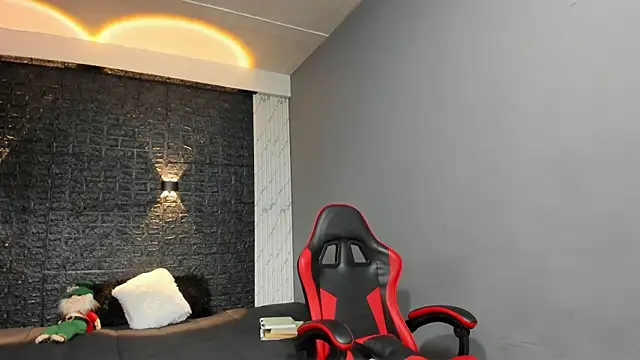 taurus boy1 online show from December 2025 05:21:02 PM