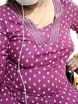 Snapshot of Aishu-tamil09 chatting on February 2025 08:30:02 PM Aishu-tamil09 online show from February 2025 08:30:02 PM