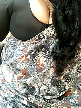 Snapshot of Aishu-tamil09 chatting on October 2025 07:59:01 PM Aishu-tamil09 online show from October 2025 07:59:01 PM