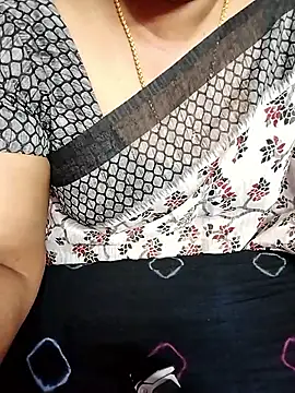 Snapshot of Aishu-tamil09 chatting on January 2026 05:26:01 PM Aishu-tamil09 online show from January 2026 05:26:01 PM