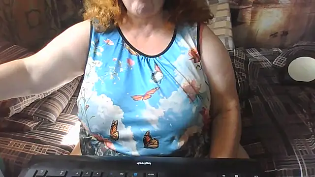 Snapshot of RoseRed69 chatting on July 2026 07:05:02 AM RoseRed69 online show from July 2026 07:05:02 AM