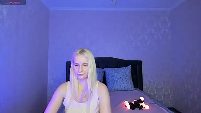 Amanda054 online show from January 2025 06:04:02 PM