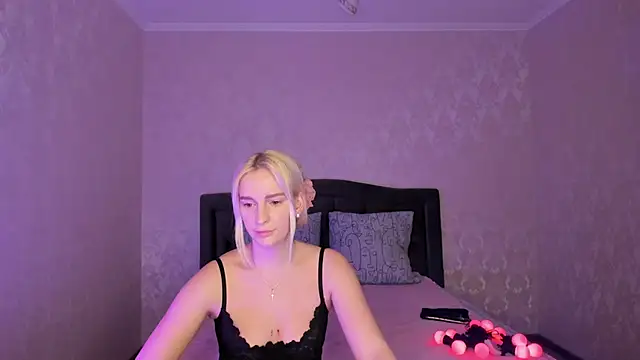 Amanda054 online show from February 2025 06:01:02 PM