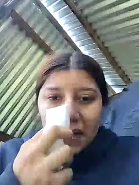 caro sweett online show from December 2024 02:08:02 PM